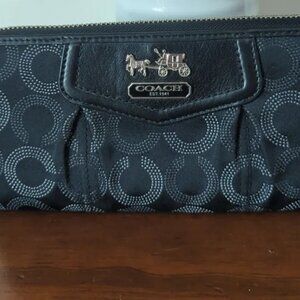 COACH Wallet Black Op Art Ashley Pleated Zip Around Clutch Wallet